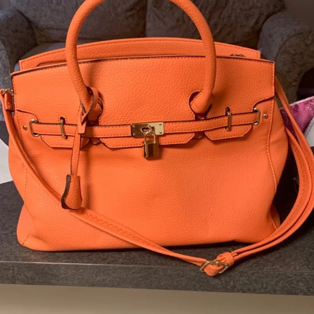 Just fab icon purse